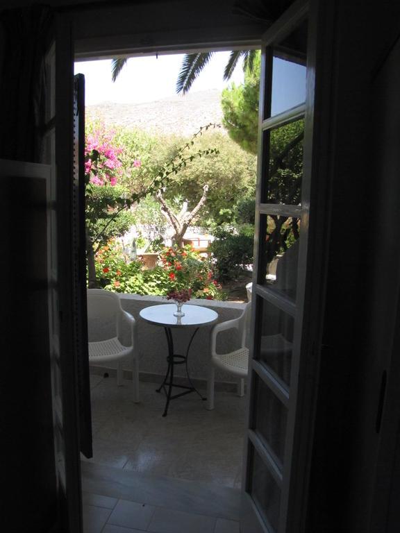 Eden Ios Rooms Mylopotas Buitenkant foto